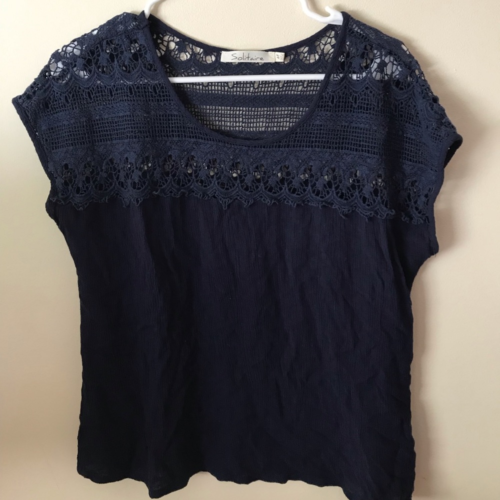 navy blue lacy tshirt